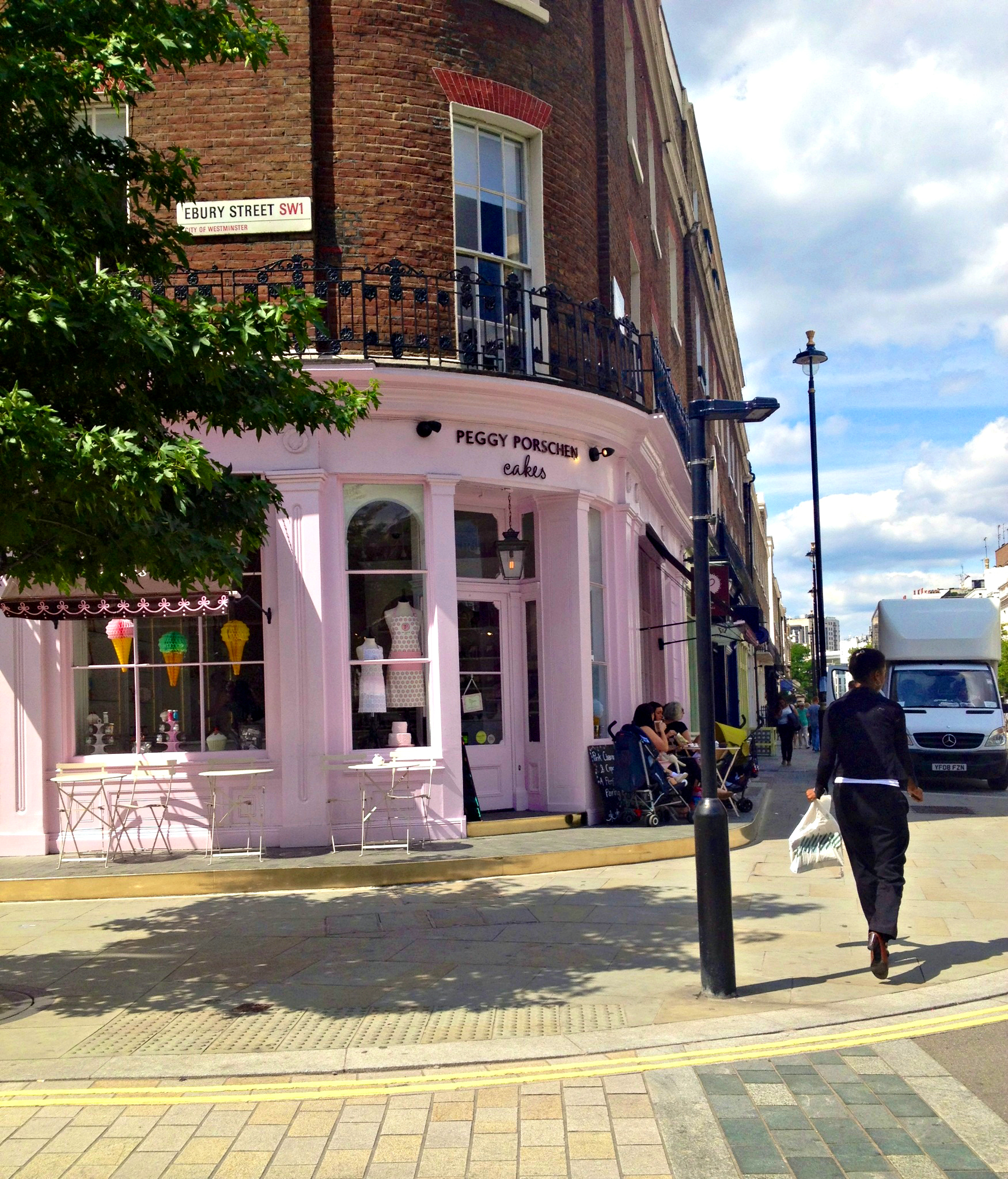 Peggy Porschen Cakes in London’s Belgravia